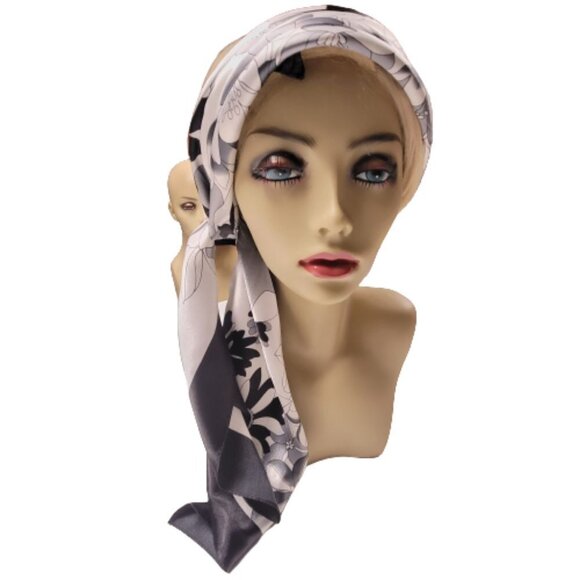 Floral Black and White Square Scarf NEW - Picture 3 of 8